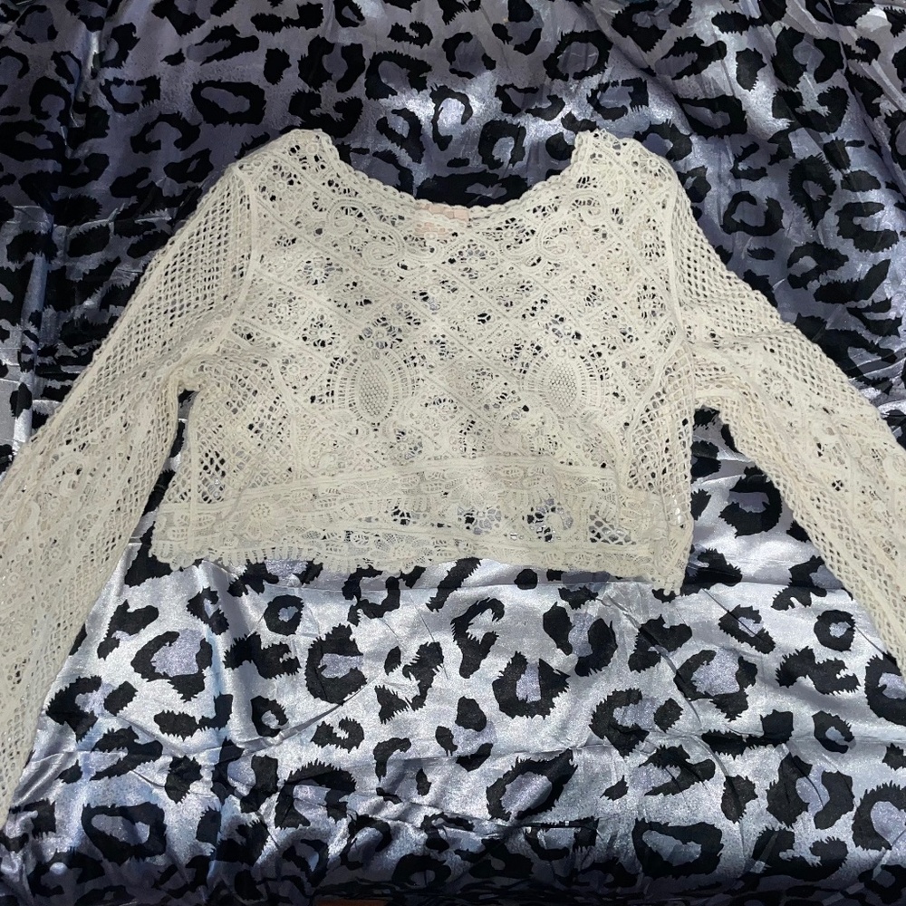 cream cropped loose knit sweater